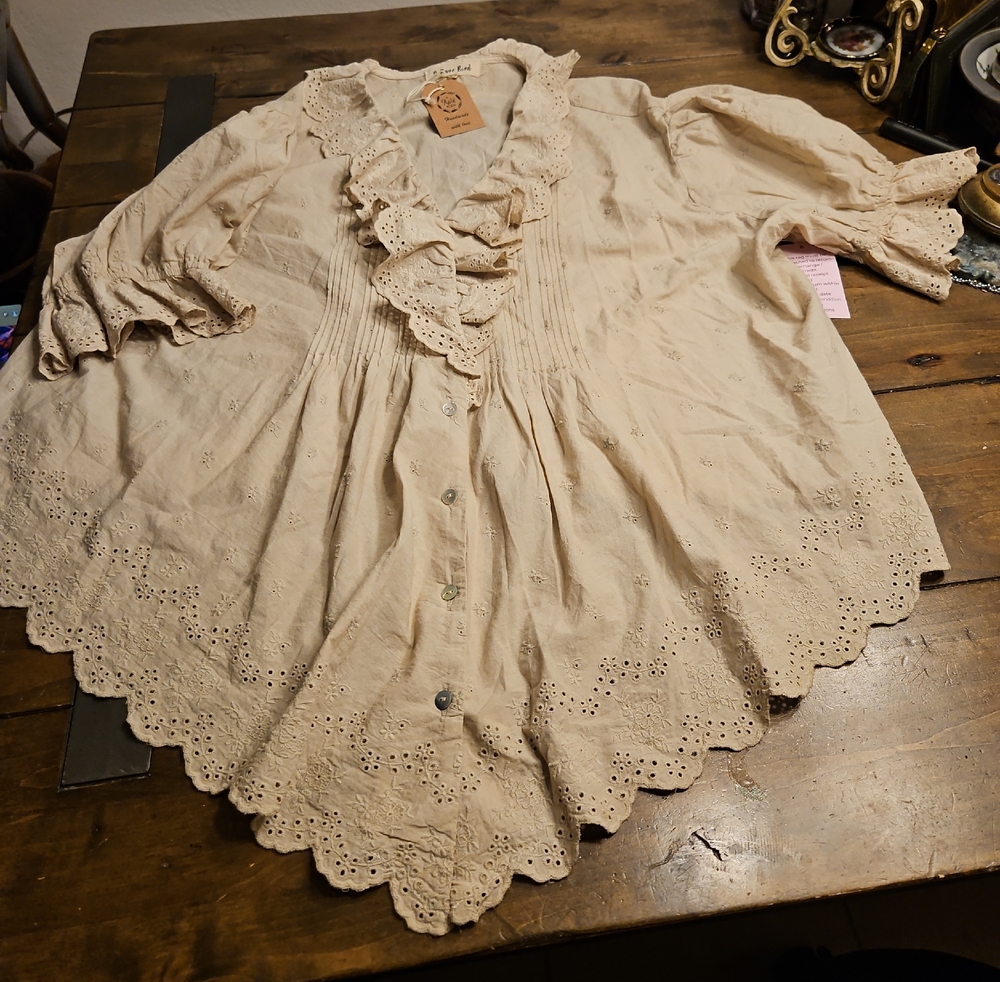 NWT A Rare Bird Eyelet - Picture 4 of 7